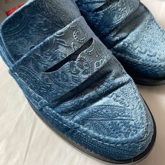 MR by Man Repeller Velvet Paisley Loafers - Picture 2 of 6